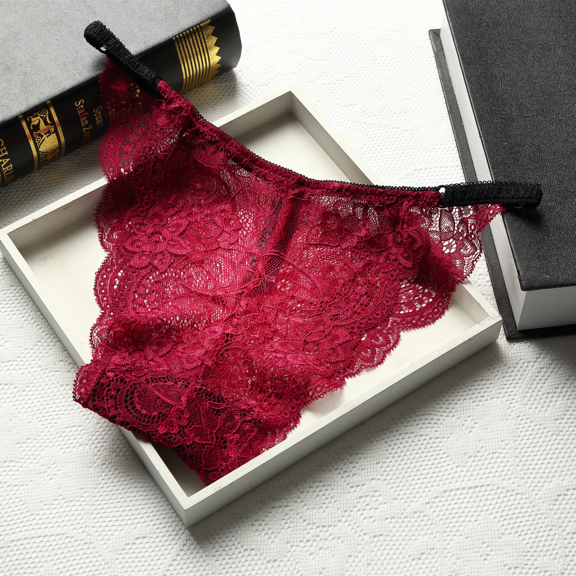 LIDUO-NK024 New comfortable and breathable pink sexy charming hollow lace women's underwear women's briefs